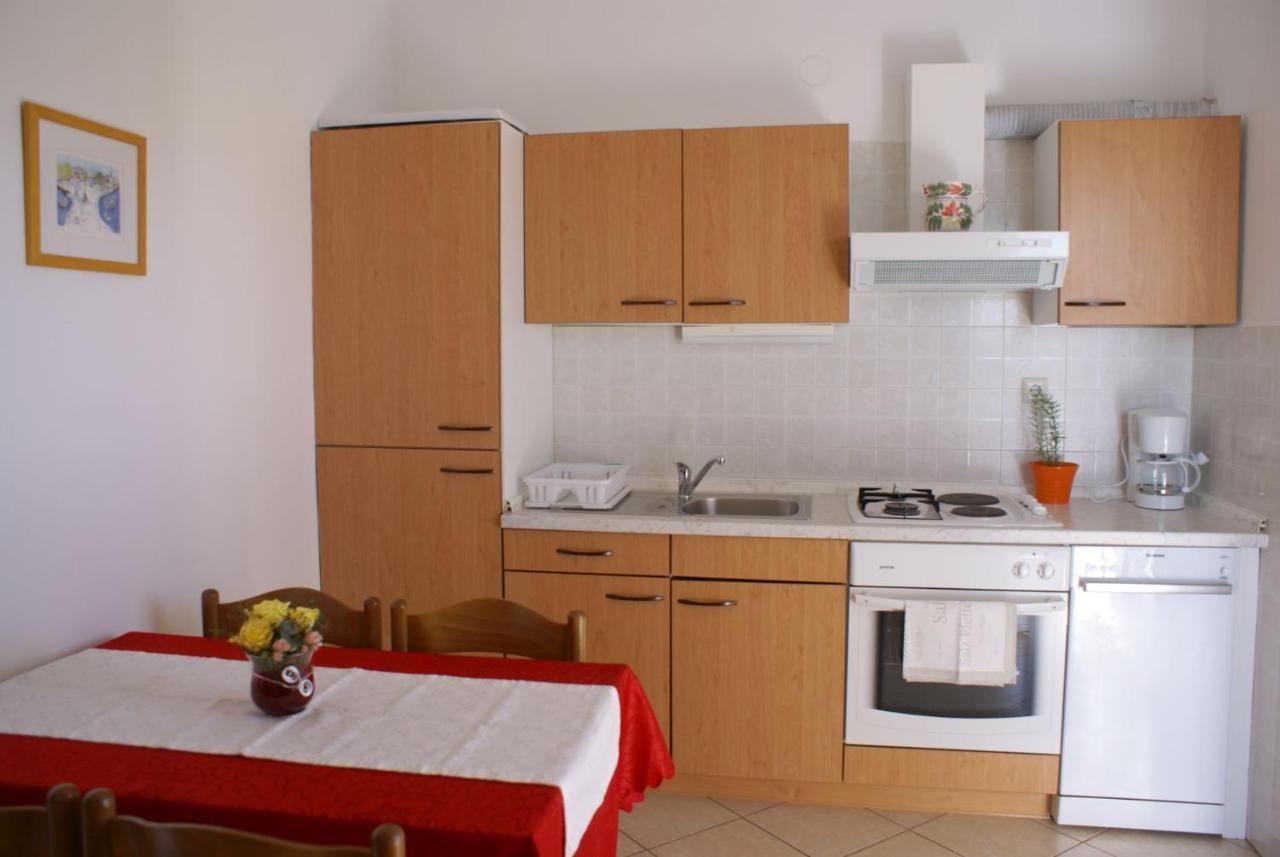Apartment Nevenka Krk Town Kültér fotó