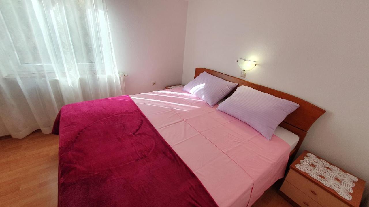Apartment Nevenka Krk Town Kültér fotó